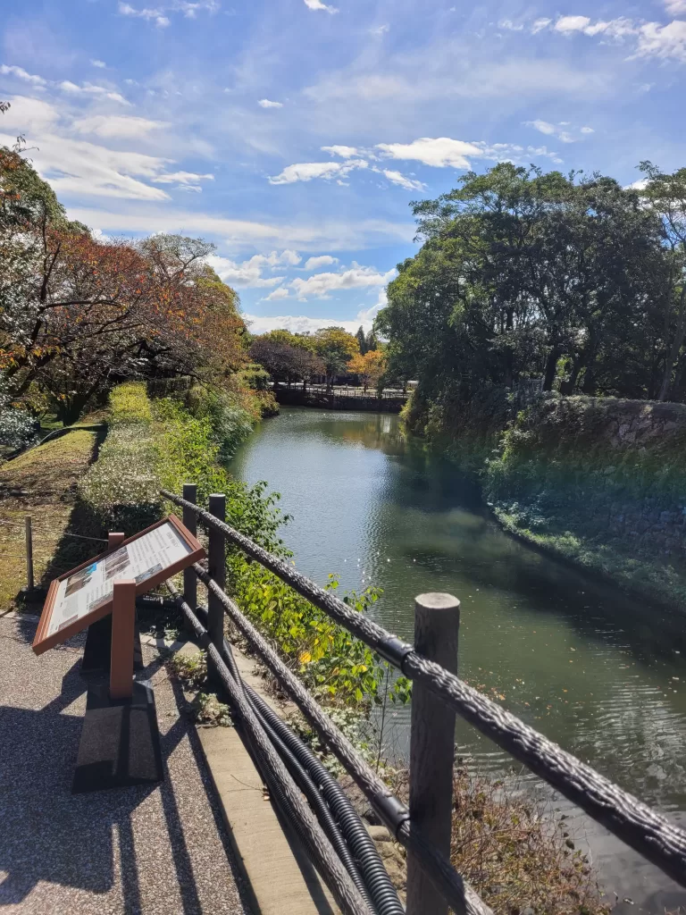 As a tourist destination, Himeji Castle offers so much more than its grand castle complex. What you'll find is a true photographer's paradise!