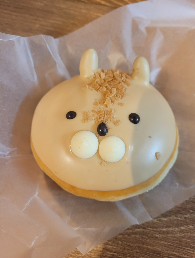 Krispy Kreme Japan – trying the new “Premium Hokkaido” doughnut